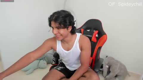 Snapshot of spideychill chatting on June 2026 09:13:02 PM spideychill online show from June 2026 09:13:02 PM