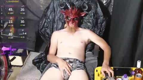 spike_madrox online show from October 2025 06:12:01 AM