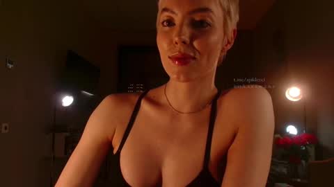 Snapshot of spiklencii chatting on February 2026 05:08:01 PM Elizabeth online show from February 2026 05:08:01 PM