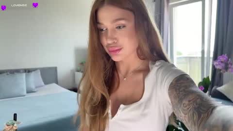 Snapshot of spirit_euphoria chatting on June 2026 09:33:02 AM spirit euphoria online show from June 2026 09:33:02 AM