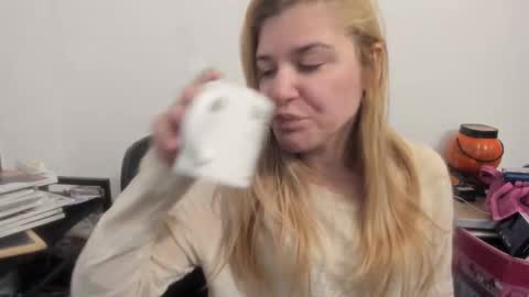 FREE ONLY FANSy online show from April 2026 01:17:01 PM