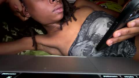 Snapshot of spoilazura chatting on May 2026 06:43:01 AM azuraxskinnypapi online show from May 2026 06:43:01 AM