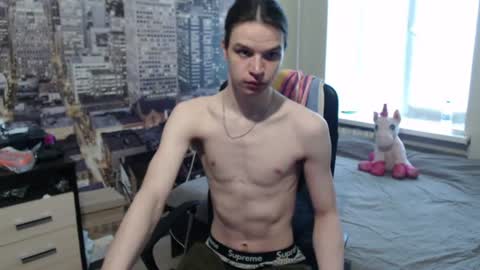 Snapshot of sponge_bob_spencer chatting on June 2026 01:58:01 AM Boris Fedya Kolya online show from June 2026 01:58:01 AM