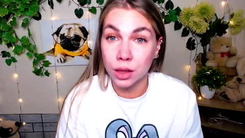 Karina online show from November 2025 01:07:02 PM