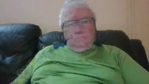 Snapshot of springtine chatting on June 2026 11:16:02 PM springtine online show from June 2026 11:16:02 PM