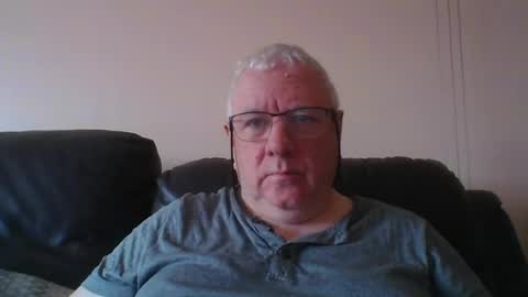 Snapshot of springtine chatting on June 2026 10:20:01 AM springtine online show from June 2026 10:20:01 AM