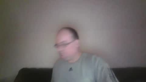 spritzer47 online show from November 2025 12:49:02 PM