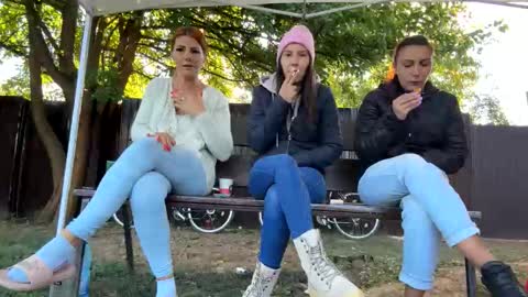 My name is Maya Lush is activeThere are legends that in this room all your wishes can come true  Private is Open online show from September 2025 05:41:02 AM