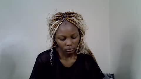 Tashy online show from October 2025 01:25:02 AM