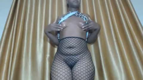 Snapshot of squirtcunt_xola chatting on February 2026 03:27:01 AM melanie online show from February 2026 03:27:01 AM