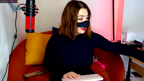 MELS  online show from January 2025 07:53:01 PM