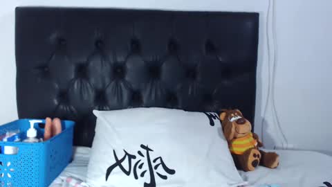 Amber Vega online show from January 2025 01:48:01 AM