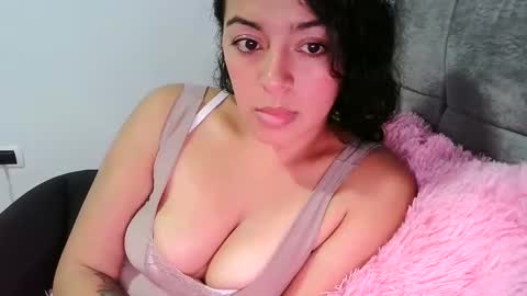 squirthotlovers online show from November 2025 10:40:01 PM