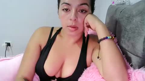 squirthotlovers online show from November 2025 07:08:02 PM