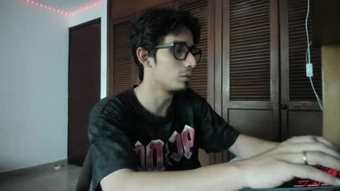 Snapshot of srincognito666 chatting on June 2026 10:52:01 AM srincognito666 online show from June 2026 10:52:01 AM