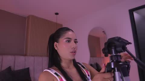 Snapshot of ss_samantha chatting on June 2026 07:15:02 PM samantha online show from June 2026 07:15:02 PM