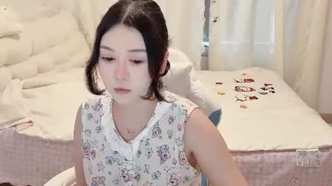 Snapshot of ssweet_aurora chatting on July 2026 01:12:02 AM Aurora online show from July 2026 01:12:02 AM