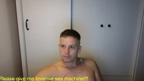 Snapshot of st1vemaster01 chatting on July 2026 02:09:01 PM st1vemaster01 online show from July 2026 02:09:01 PM