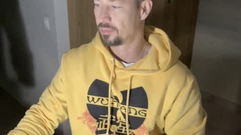 Snapshot of st_amor chatting on December 2024 11:29:01 AM St Amor online show from December 2024 11:29:01 AM