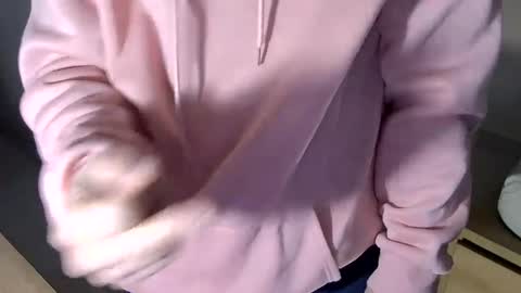 Snapshot of st_amor chatting on January 2025 06:35:01 PM St Amor online show from January 2025 06:35:01 PM