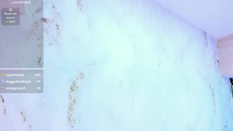 STAAR HOT online show from January 2026 01:00:02 AM