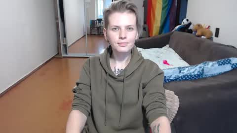 Snapshot of stacey_hot_01 chatting on December 2024 06:59:02 AM Stacey online show from December 2024 06:59:02 AM