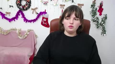 Stacey online show from December 2025 06:42:02 AM