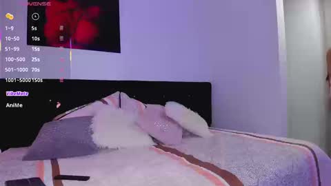 TWstacymalibu110 online show from September 2025 11:26:01 PM