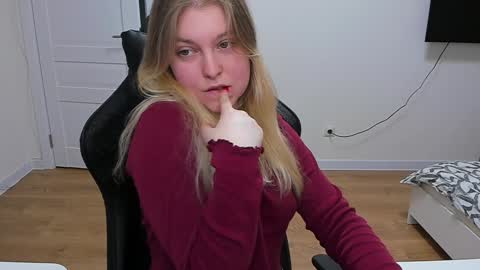 Stacy  online show from January 2025 07:07:02 PM