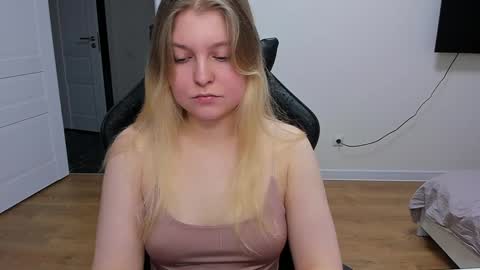 Stacy  online show from January 2025 09:27:01 AM