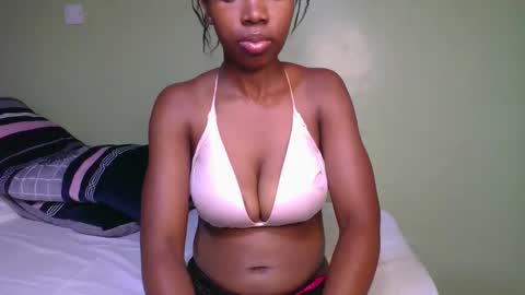 Snapshot of stacy_queenl chatting on November 2025 04:51:01 PM stacy_queenl online show from November 2025 04:51:01 PM