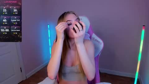 Stacy Mon Tue Wed Thu Fri Sun GMT GMT 3 1000am - 0400pm  online show from January 2025 11:24:01 AM