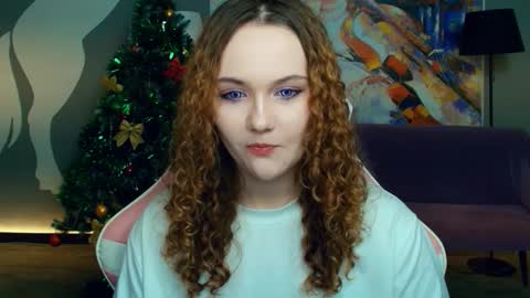 Snapshot of stacyroller chatting on February 2026 07:14:02 PM Violet online show from February 2026 07:14:02 PM