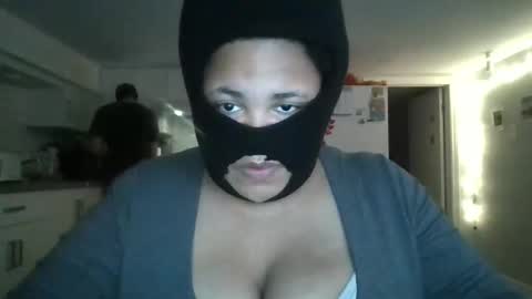 staeezee24 online show from January 2026 02:49:02 AM