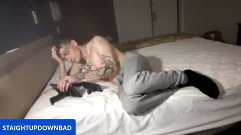 Straightupdownbad online show from January 2026 09:13:01 AM