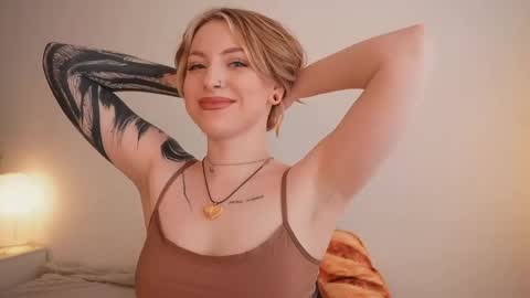 Kristina online show from April 2026 01:41:01 PM