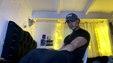 Snapshot of star_kayx chatting on February 2026 03:12:01 AM Kayx online show from February 2026 03:12:01 AM