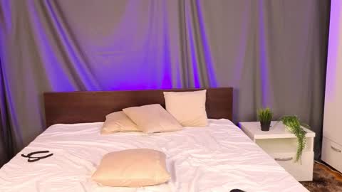 Madison online show from October 2025 04:15:01 AM