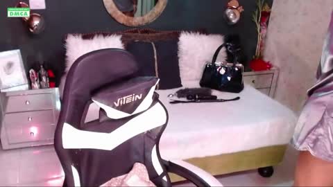 Snapshot of starhappy chatting on May 2026 12:30:02 AM Welcome Im VICTORIA Your love is my passion activate my love and moaning with your tips and enjoy with me online show from May 2026 12:30:02 AM