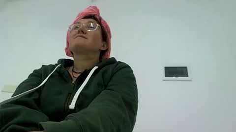 starlagurl online show from February 2025 02:37:01 PM