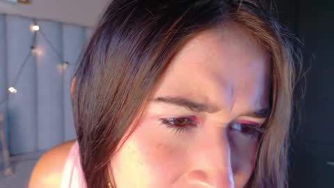 M O O N  online show from March 2026 05:08:02 AM