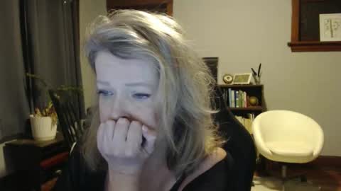 Starrynight1 online show from May 2026 08:52:01 AM