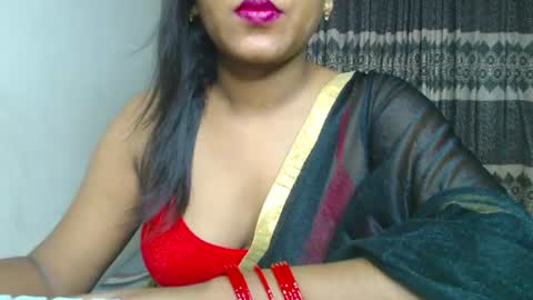 StarryWhispers online show from June 2026 03:57:01 PM