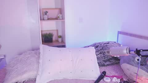 Yoko online show from April 2026 01:42:02 AM