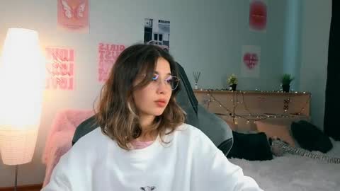 Sara online show from May 2026 01:18:02 PM