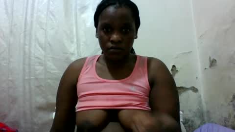 Snapshot of steamy_gal chatting on June 2026 01:17:01 AM steamy_gal online show from June 2026 01:17:01 AM
