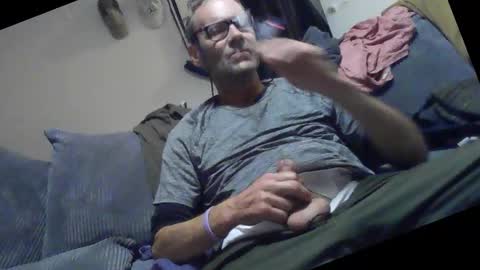 Snapshot of steelringshaft chatting on September 2025 07:25:01 PM Mikee online show from September 2025 07:25:01 PM