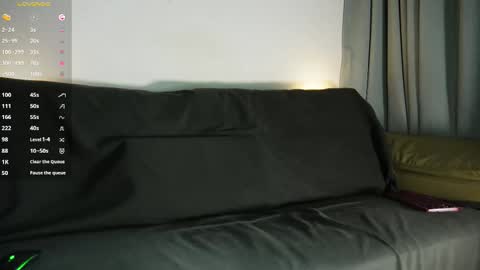 Snapshot of steevemuscle chatting on February 2026 02:24:01 AM Steeve online show from February 2026 02:24:01 AM