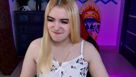 stef_nicks online show from November 2025 09:23:01 AM