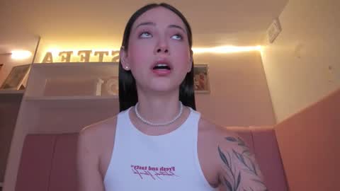 Stefa Gomez  online show from February 2026 11:37:01 AM